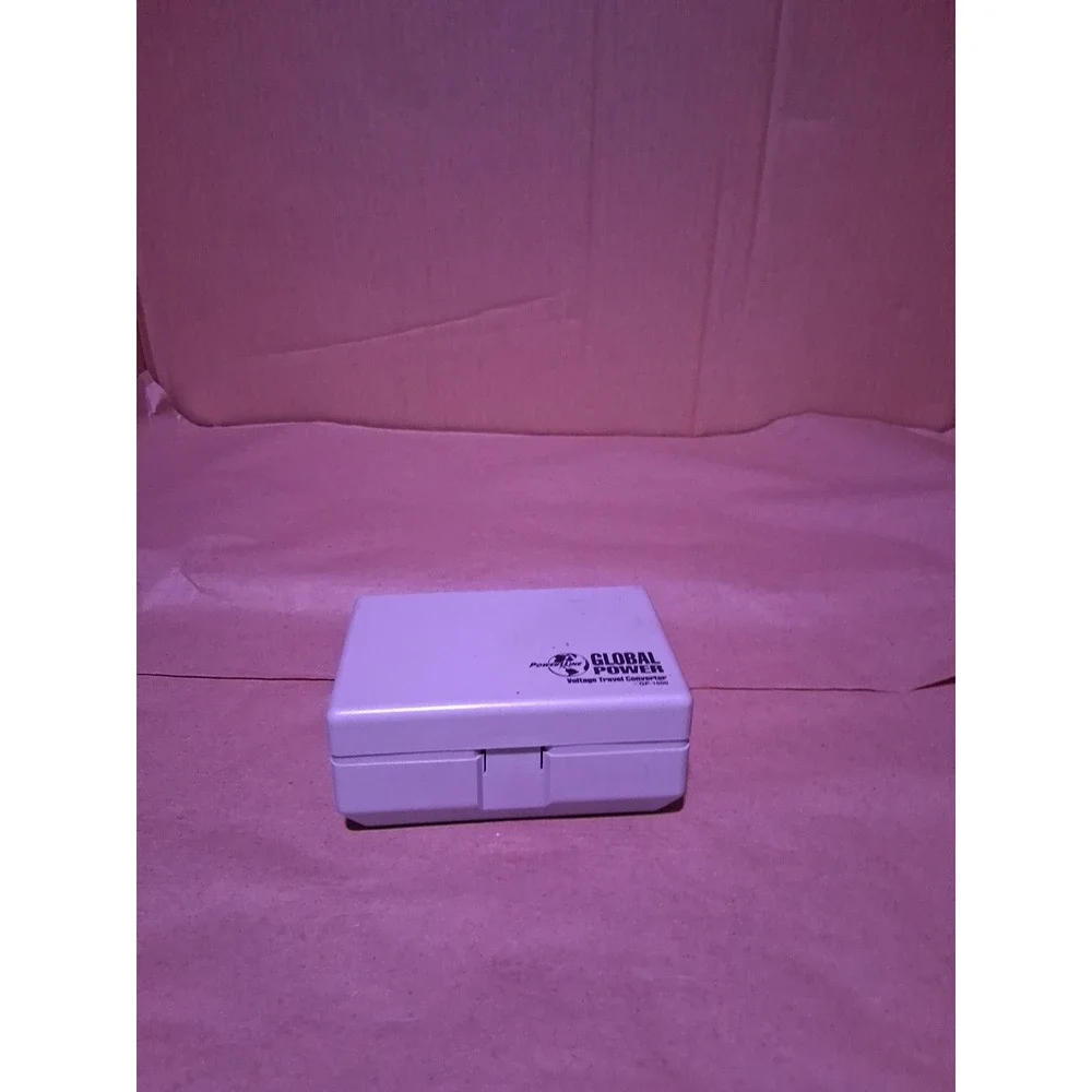 Global Power GP-1600 Voltage Travel Converter – Portable Power Line Adapter